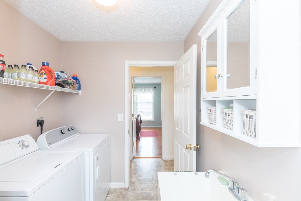 3727 Hodge Hollow Road Pulaski, VA 24301 - Photo 25 of 75 Gallery Image 25