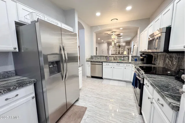 $1,895 | 10268 West Potter Drive, Peoria, AZ 85382