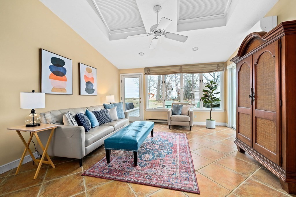 98 Boles Road Marshfield, MA 02050 - Photo 3 of 38 Gallery Image 3