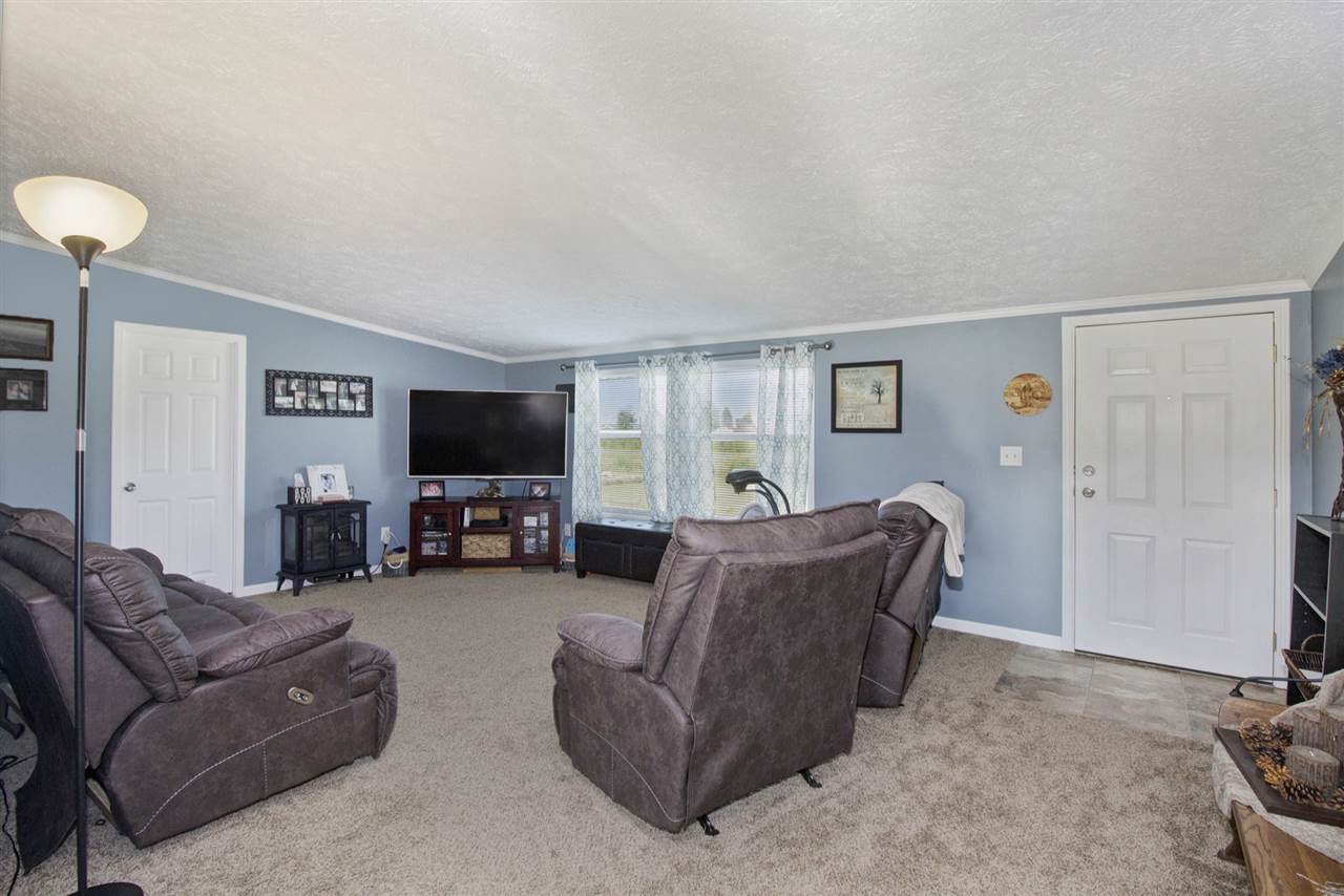 4066 South Sasse Road Hemlock, MI 48626 - Photo 7 of 19