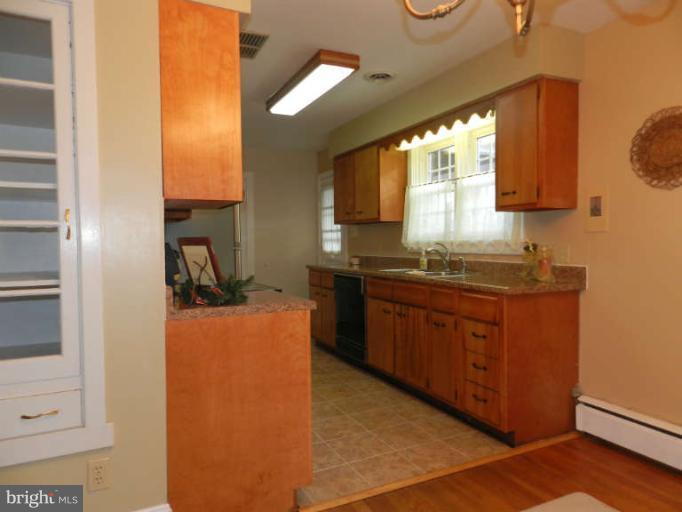 8523 Rocky Springs Road Frederick, MD 21702 - Photo 14 of 30 Kitchen