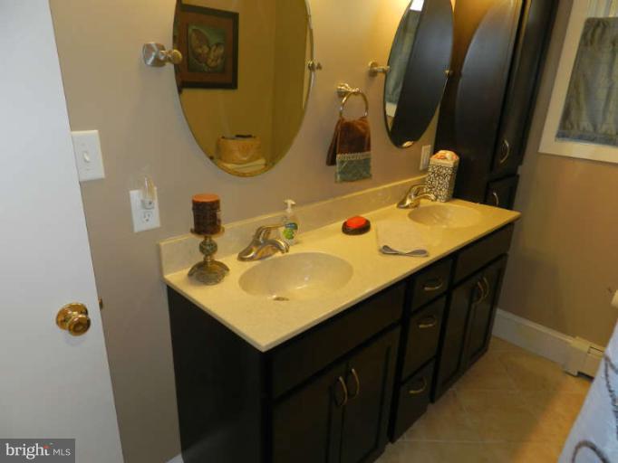 8523 Rocky Springs Road Frederick, MD 21702 - Photo 20 of 30 Bath