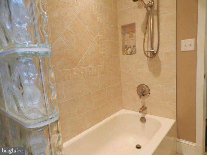 8523 Rocky Springs Road Frederick, MD 21702 - Photo 21 of 30 Bath