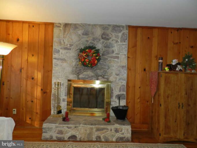 8523 Rocky Springs Road Frederick, MD 21702 - Photo 8 of 30 Interior (General)