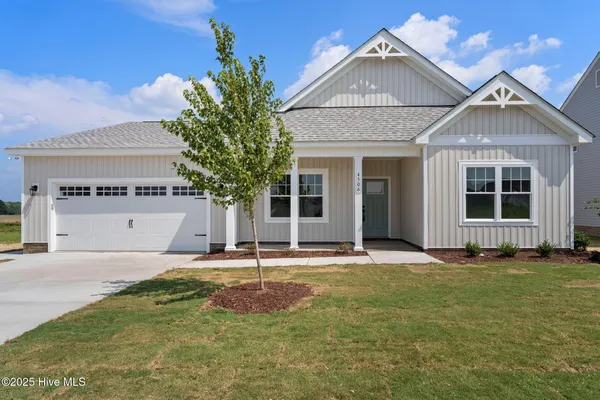 $349,000 | 4506 Fairhaven Drive West, Wilson, NC 27893