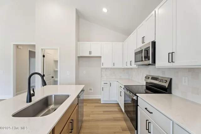 $358,900 | 4506 Fairhaven Drive West, Wilson, NC 27893