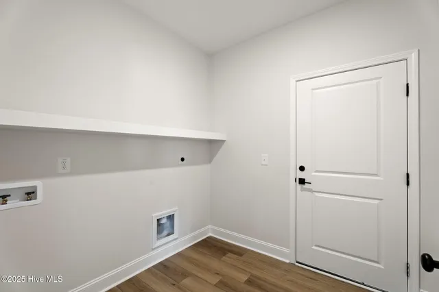 $358,900 | 4506 Fairhaven Drive West, Wilson, NC 27893