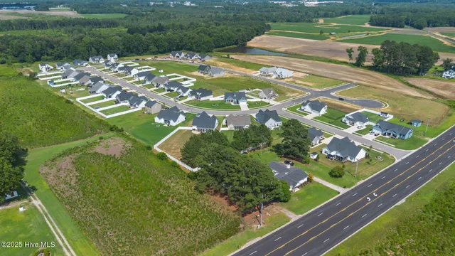 $358,900 | 4506 Fairhaven Drive West, Wilson, NC 27893