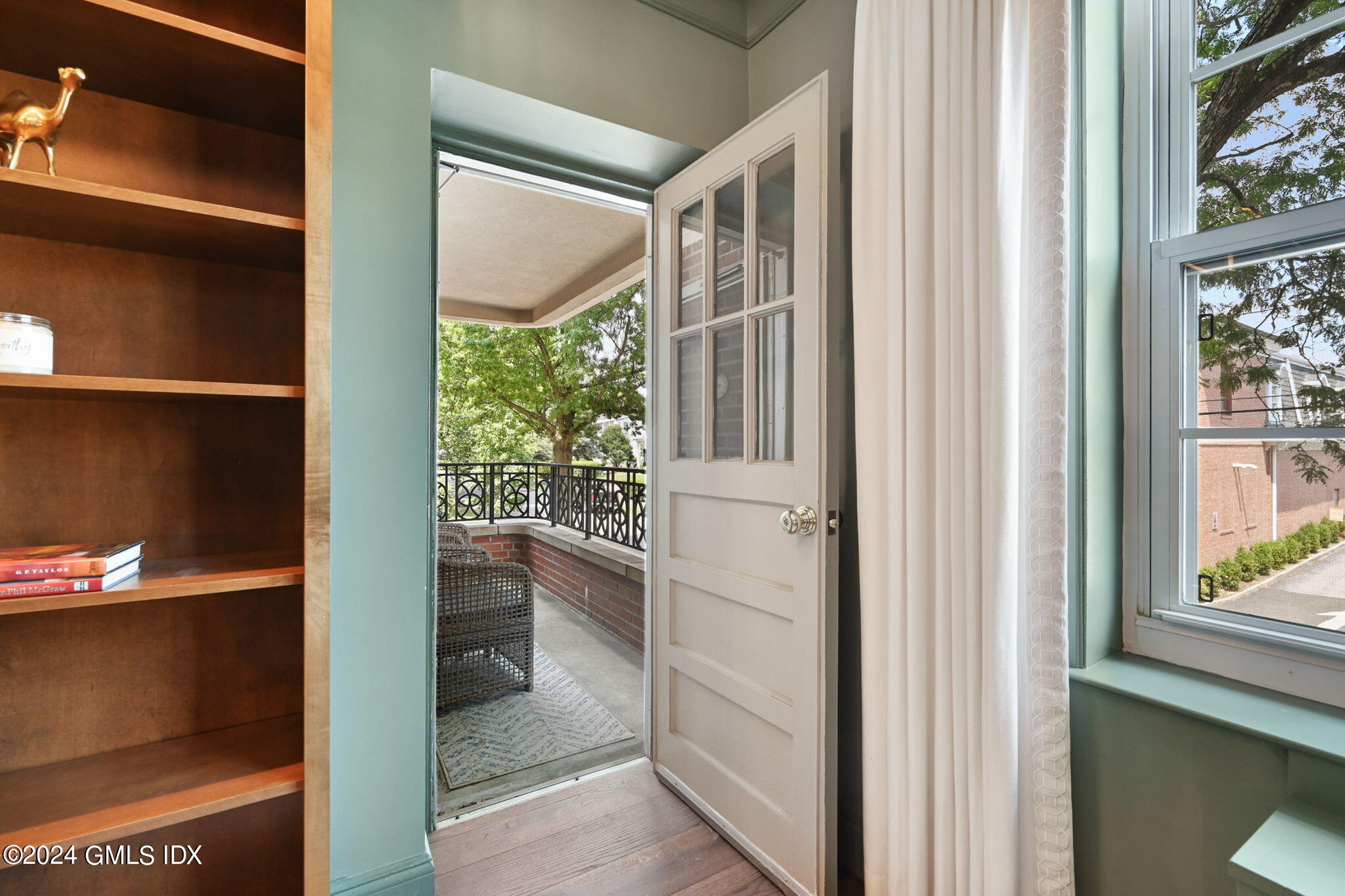 20 Church Street, Unit B11 Greenwich, CT 06830 - Photo 7 of 23