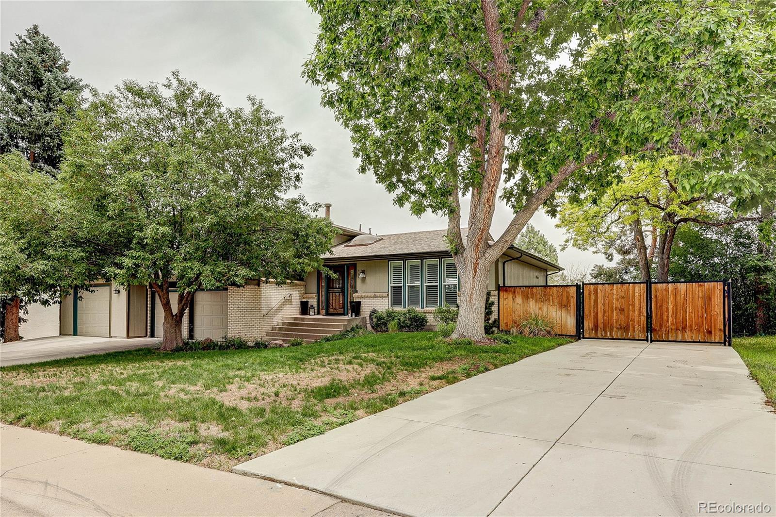 5394 South Cimarron Road Littleton, CO 80123 - Photo 2 of 45 Gallery Image 2