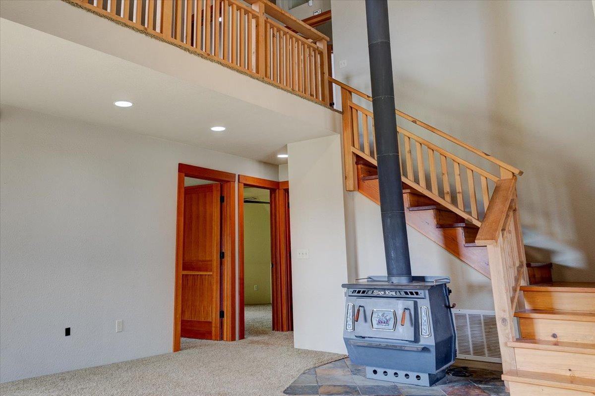 41622 Blue Oak Drive Springville, CA 93265 - Photo 21 of 68 a view of an entryway with a house
