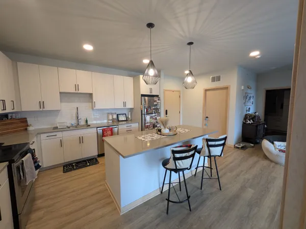 $2,495 | 6408 Bridge Monona Wi 53713, Madison, WI 53713