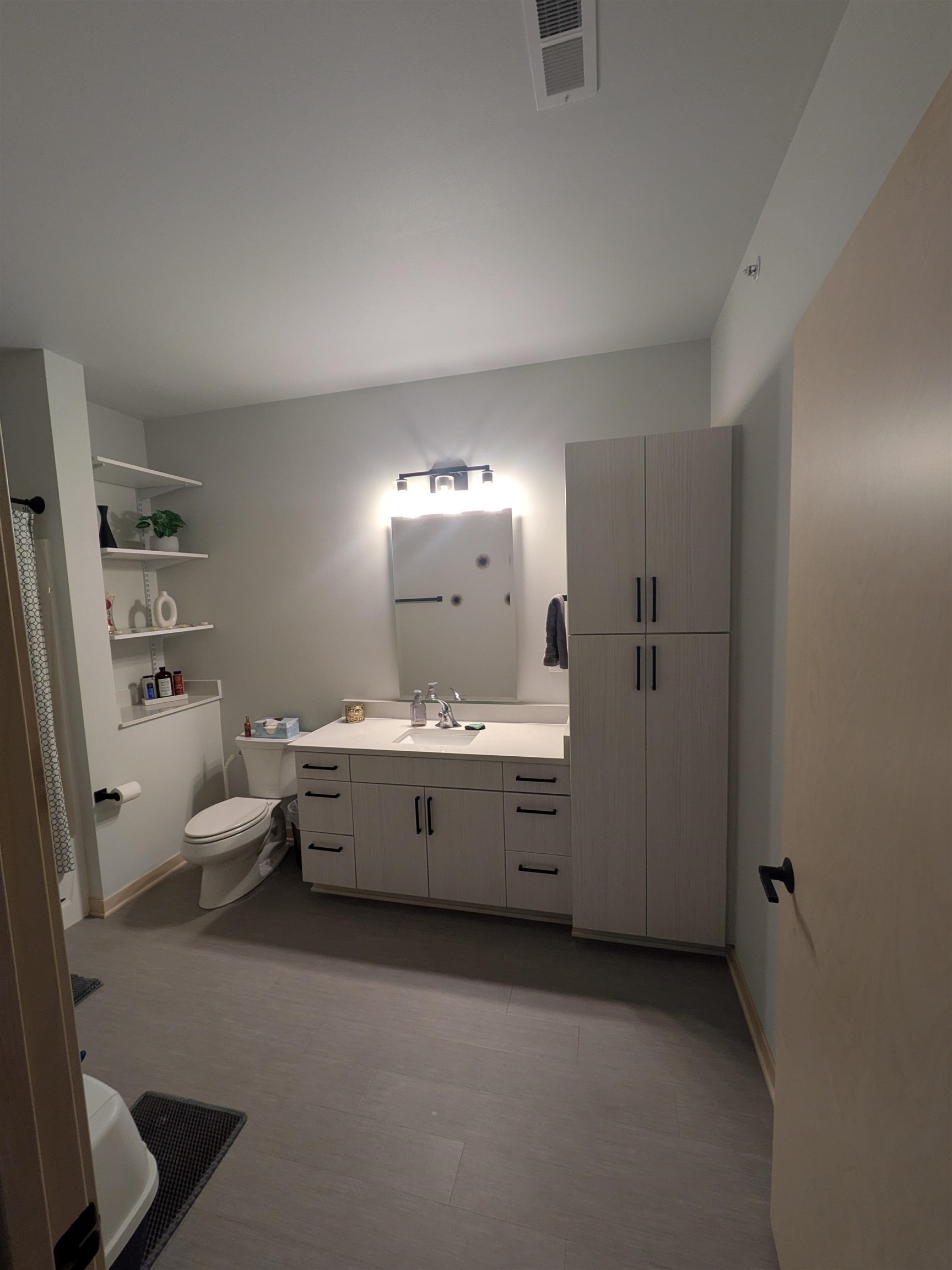 800 West Broadway Monona, WI 53713 - Photo 7 of 32