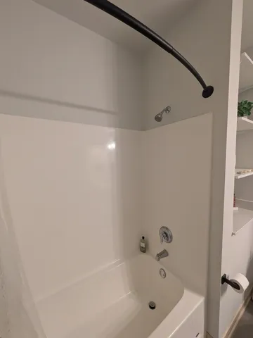 $2,495 | 800 West Broadway, Monona, WI 53713