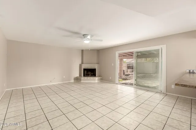 $1,795 | 4731 West Shaw Butte Drive, Glendale, AZ 85304