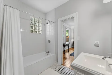 $1,199,990 | 5326 Vickery Boulevard, Dallas, TX 75206