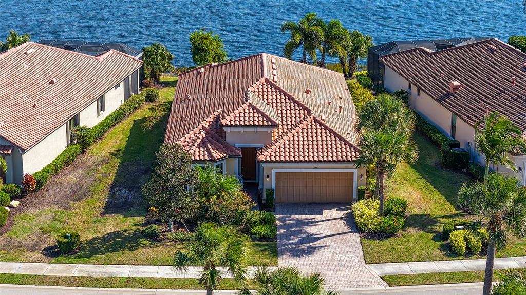 12759 Del Corso Loop Bradenton, FL 34211 - Photo 5 of 74