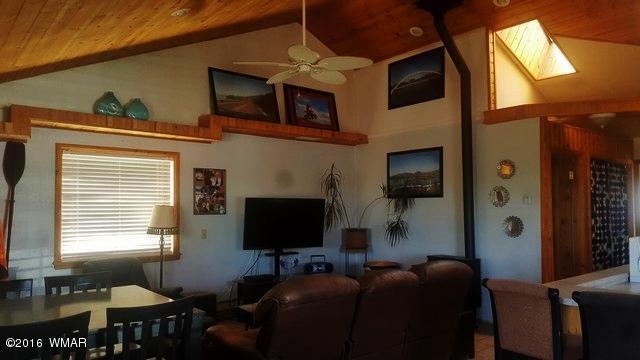 8431 Ridge Drive, Unit 1 Show Low, AZ 85901 - Photo 7 of 30