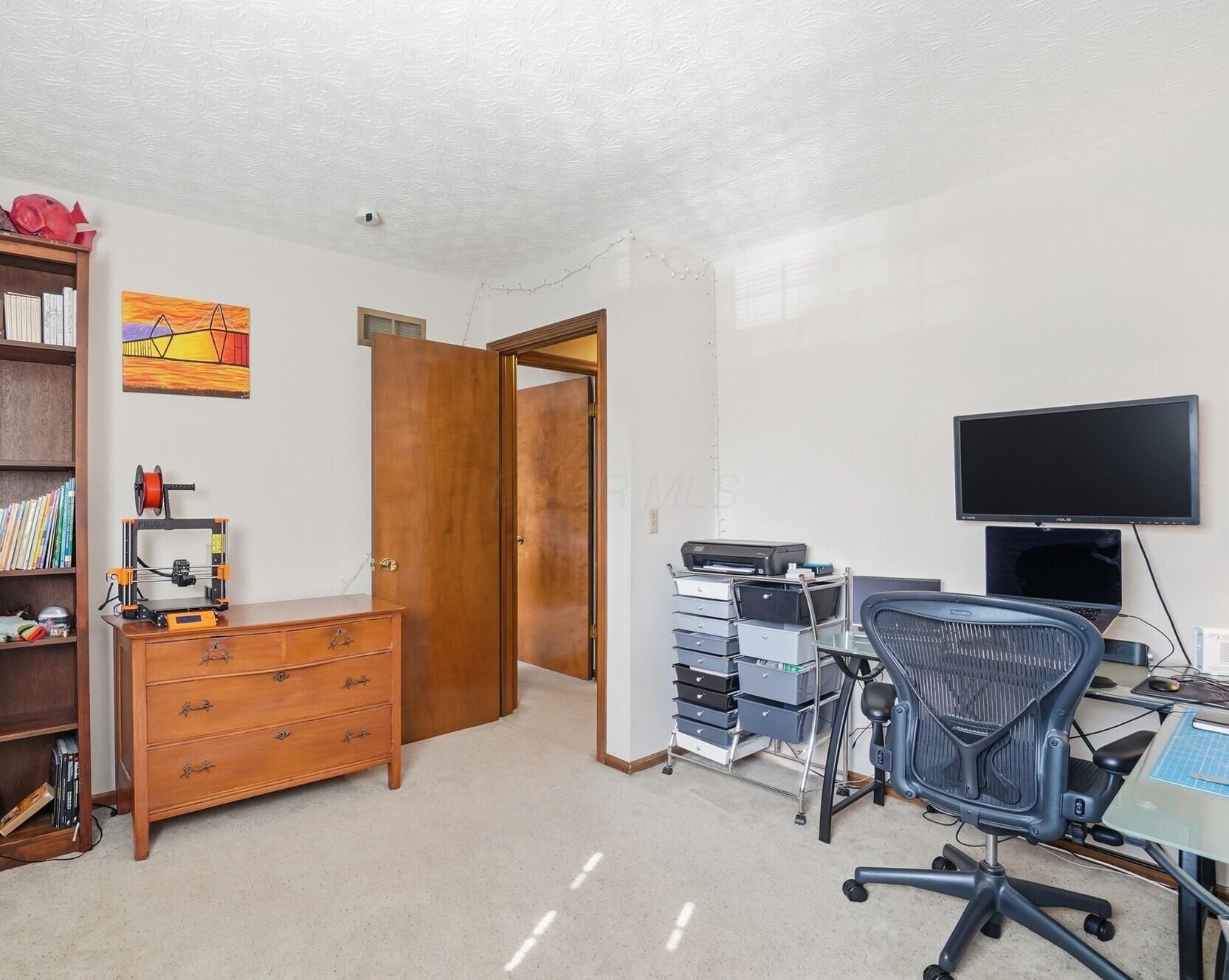 488 Clark State Road Columbus, OH 43230 - Photo 24 of 29 249