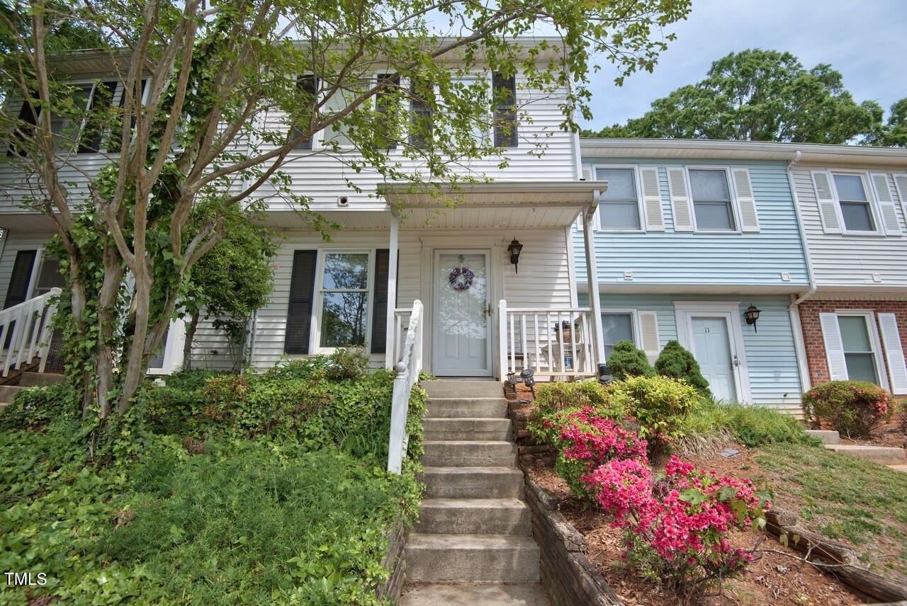 10 Grove Park Road Durham, NC 27705 - Photo 2 of 26 UTF-8Grove Park 10_00004
