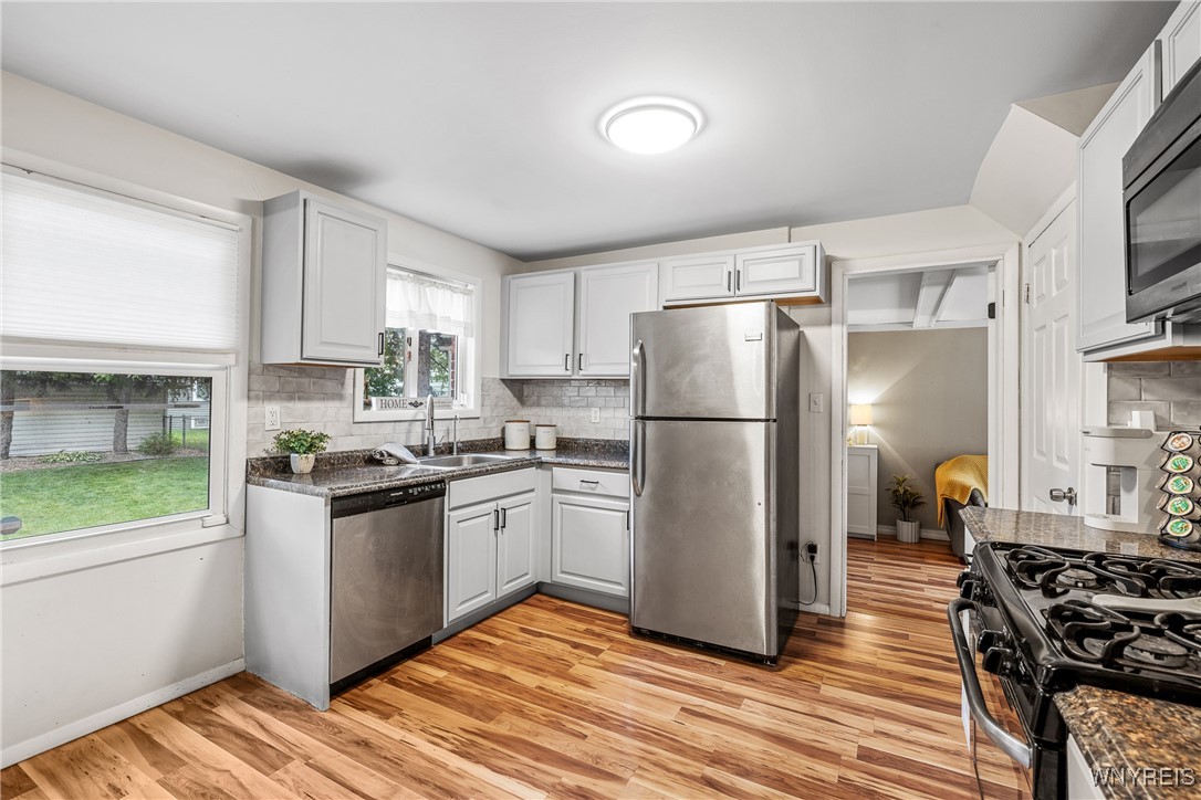 98 Ridgewood Road Buffalo, NY 14220 - Photo 18 of 50