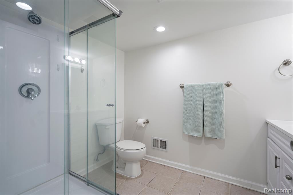 212 North Alice Avenue Rochester, MI 48307 - Photo 26 of 28