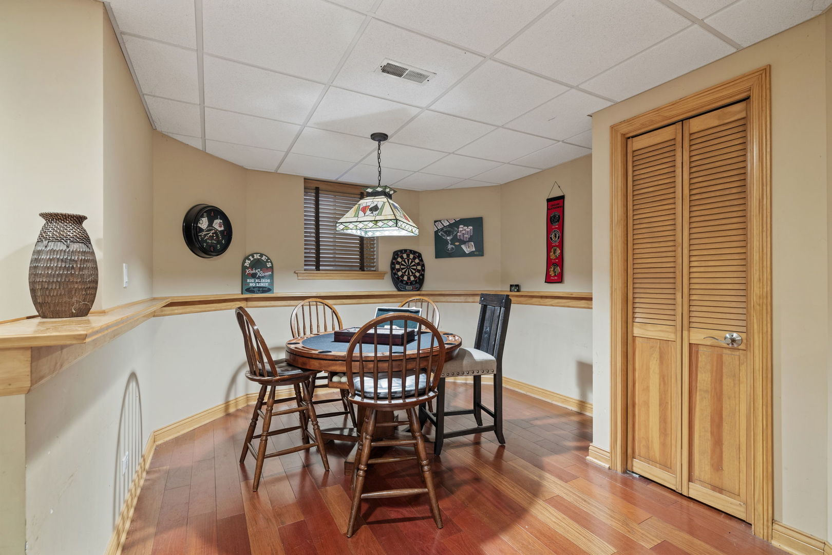 611 Fairfield Avenue Elmhurst, IL 60126 - Photo 34 of 44 a dining room with furniture and window