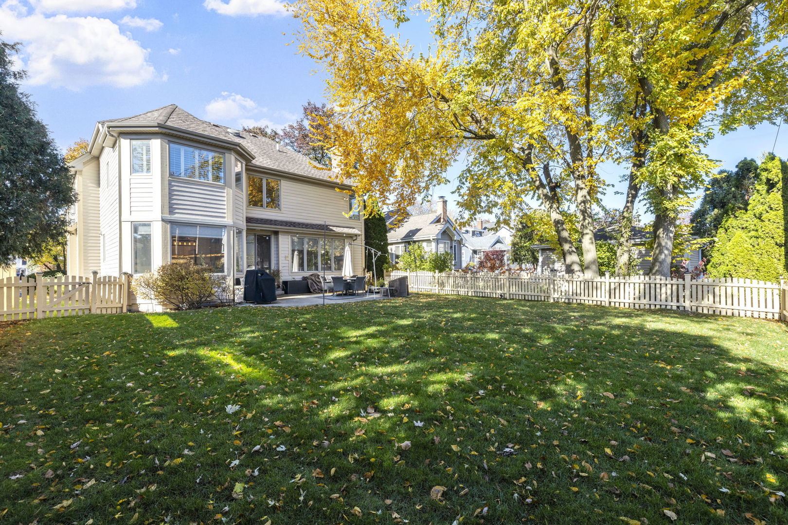 611 Fairfield Avenue Elmhurst, IL 60126 - Photo 40 of 44 a front view of a house with a yard