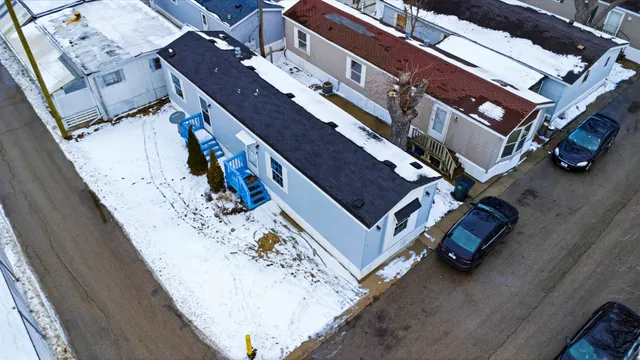 $32,000 | 815 East Oakton St Street, Unit 311, Des Plaines, IL 60018