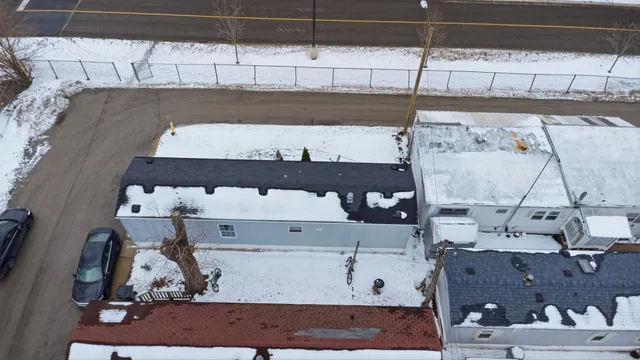 $32,000 | 815 East Oakton St Street, Unit 311, Des Plaines, IL 60018