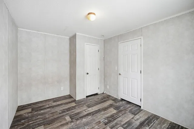 $32,000 | 815 East Oakton St Street, Unit 311, Des Plaines, IL 60018