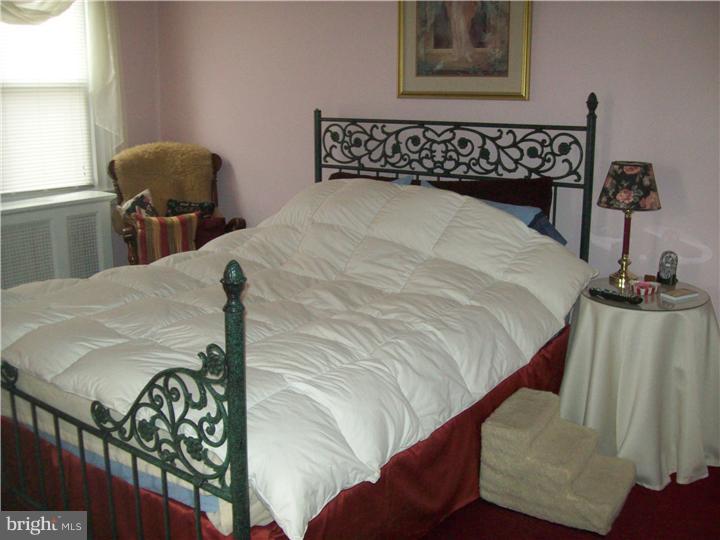 109 Harvin Road Upper Darby, PA 19082 - Photo 13 of 25 Bedroom - Main