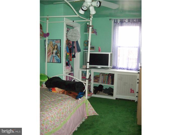 109 Harvin Road Upper Darby, PA 19082 - Photo 19 of 25 Bedroom 3