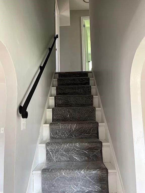 330 Beulah Road Pittsburgh, PA 15235 - Photo 13 of 24 a view of entryway