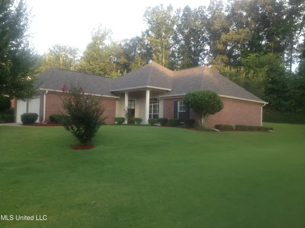 $2,000 | 103 Baileys Ridge Circle, Clinton, MS 39056
