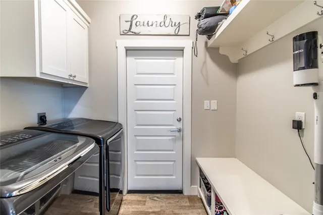 a view of walk in closet