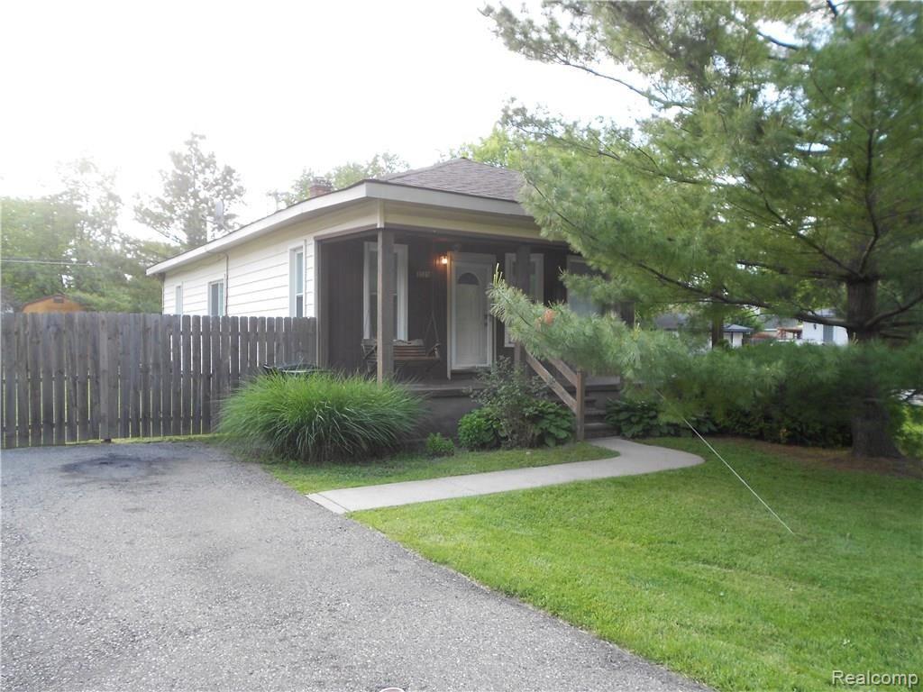 3220 Longview Avenue Rochester Hills, MI 48307 - Photo 5 of 21