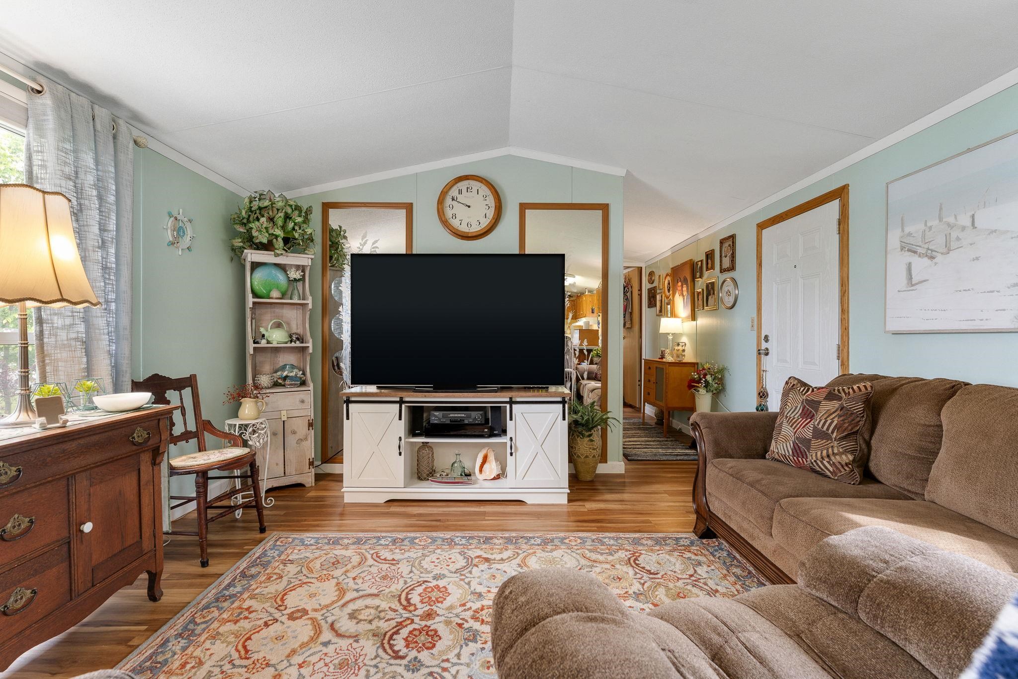 279 Hunter Road North Alburgh, VT 05440 - Photo 11 of 49