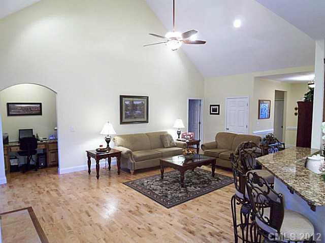 305 State Park Road Troutman, NC 28166 - Photo 4 of 16