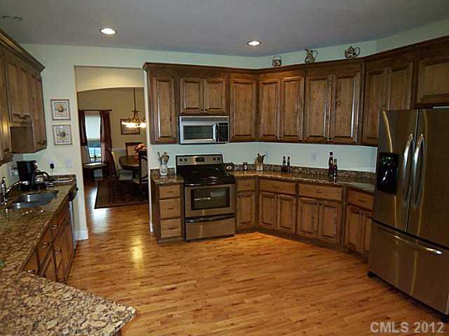 305 State Park Road Troutman, NC 28166 - Photo 8 of 16