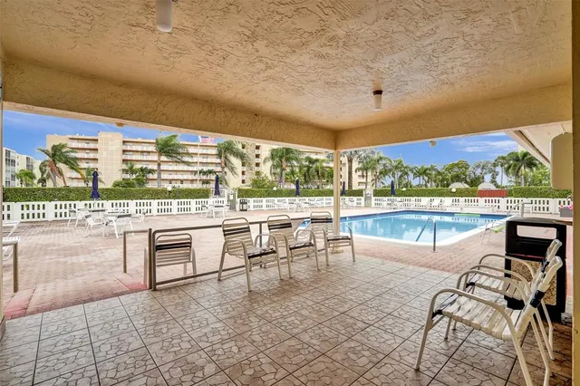 $189,900 | 131 Southeast 3rd Avenue, Unit 304, Dania Beach, FL 33004