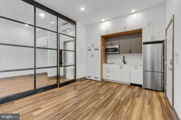 $1,195 | 1935 East Hazzard Street, Unit 304, Philadelphia, PA 19125