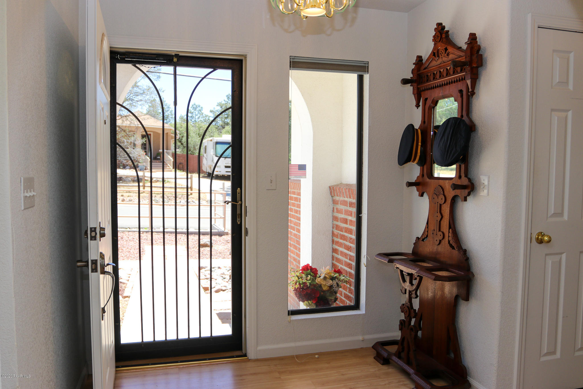 2990 Hozoni Road Prescott, AZ 86305 - Photo 5 of 42 Front Entrance