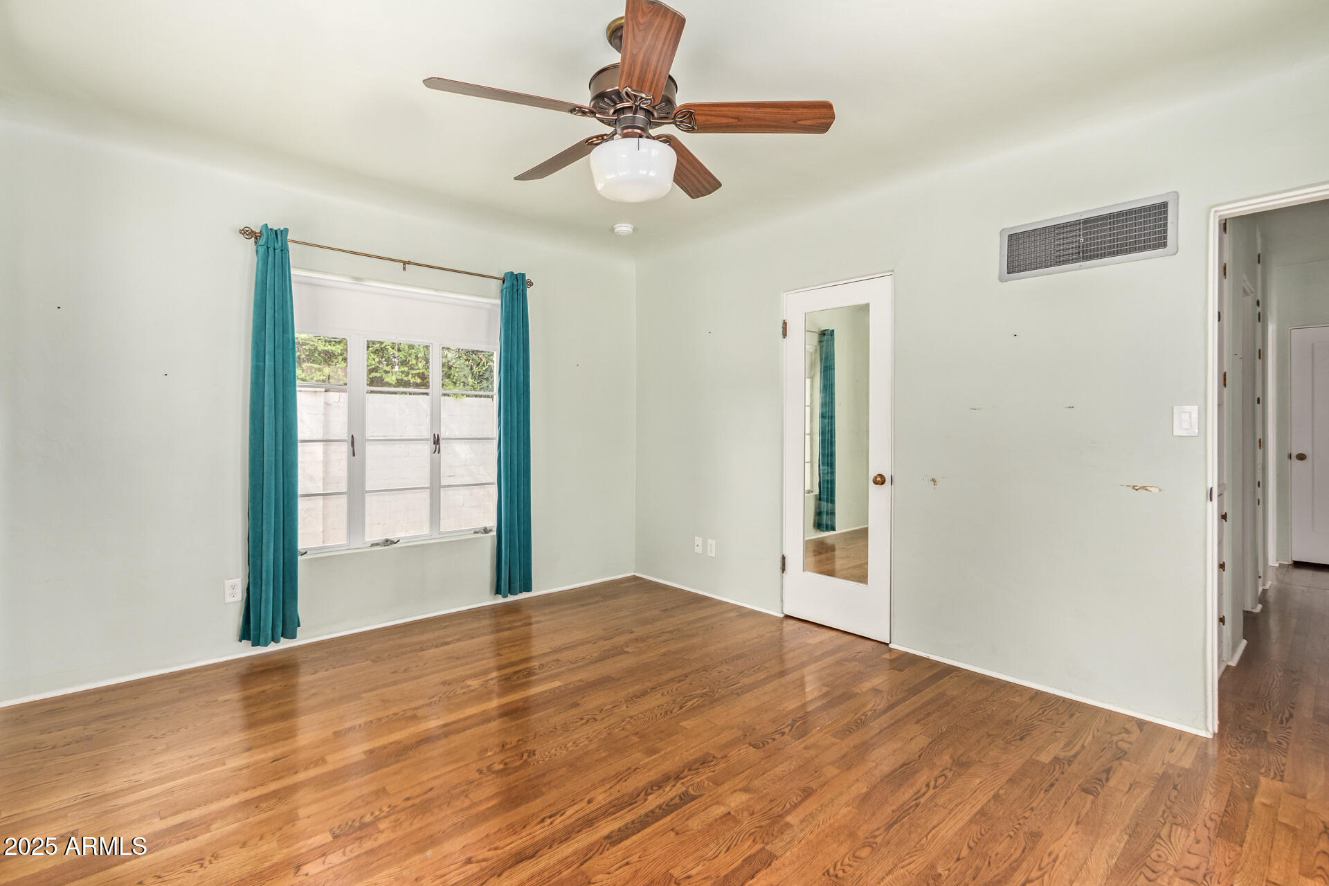 509 West Coronado Road Phoenix, AZ 85003 - Photo 14 of 26 0016-14 - Coronado