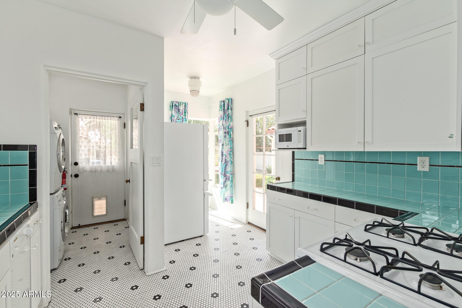 509 West Coronado Road Phoenix, AZ 85003 - Photo 8 of 26 0010-08 - Coronado