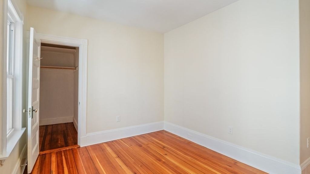 32 Robinson Street, Unit 1 Boston, MA 02122 - Photo 18 of 28