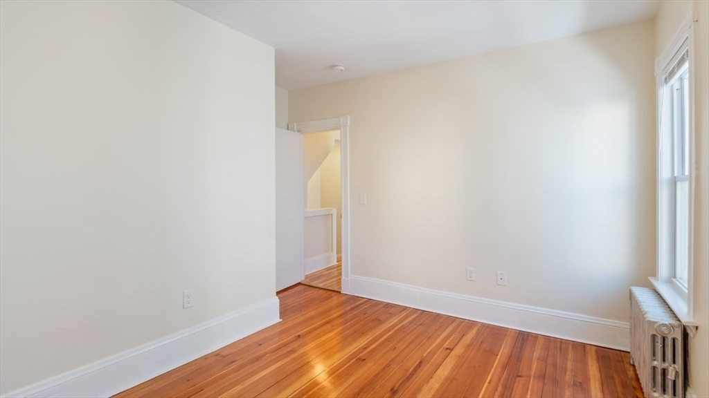 32 Robinson Street, Unit 1 Boston, MA 02122 - Photo 20 of 28