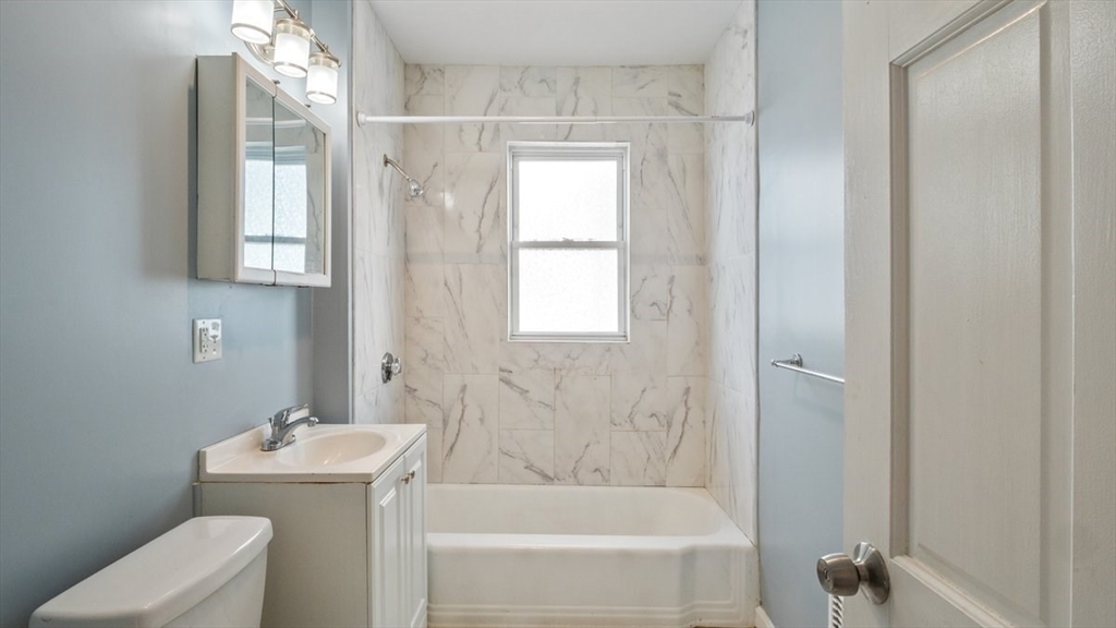 32 Robinson Street, Unit 1 Boston, MA 02122 - Photo 26 of 28