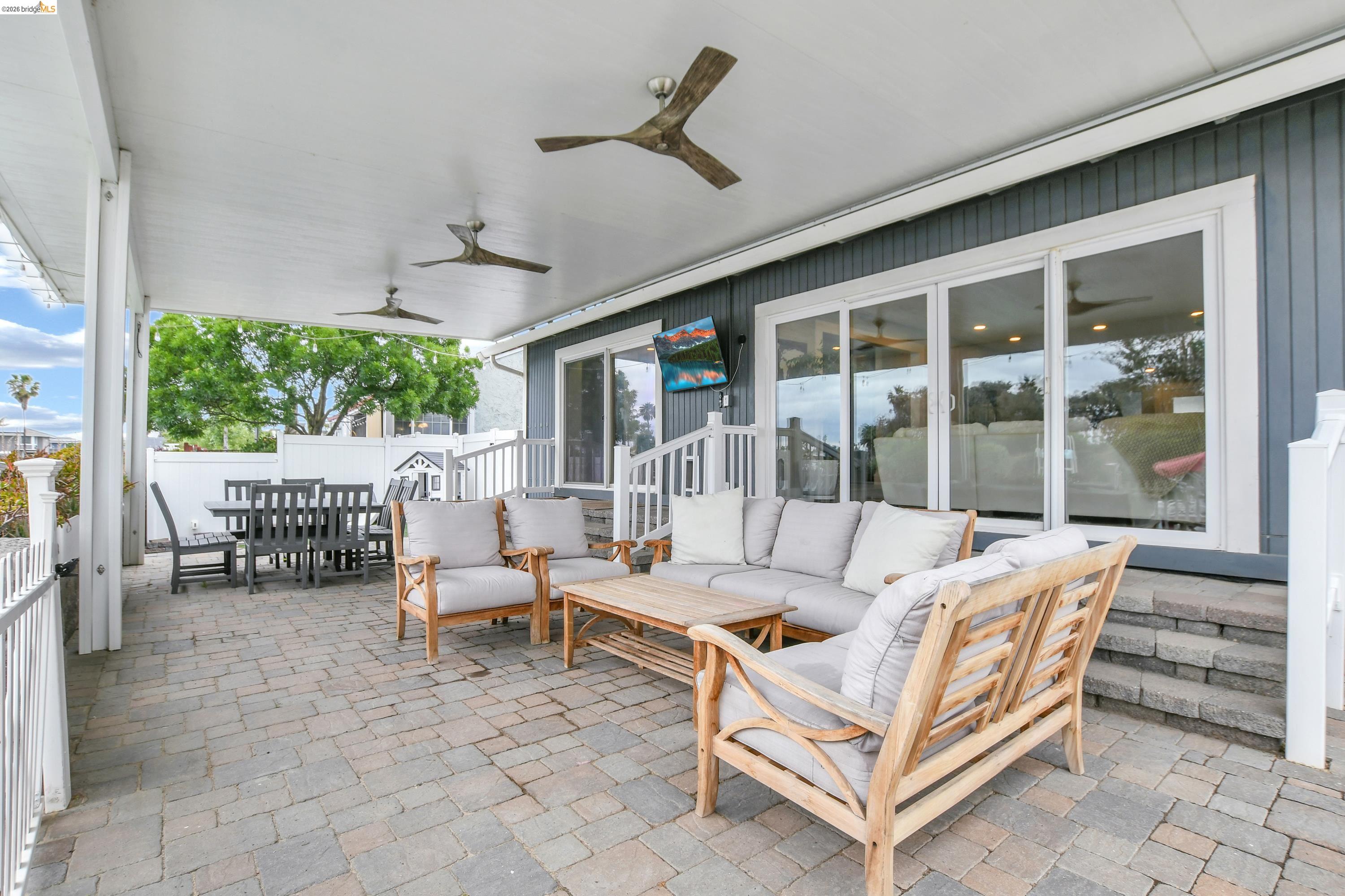 1432 Willow Lake Road Discovery Bay, CA 94505 - Photo 33 of 40 Covered outdoor patio featuring paver flooring
