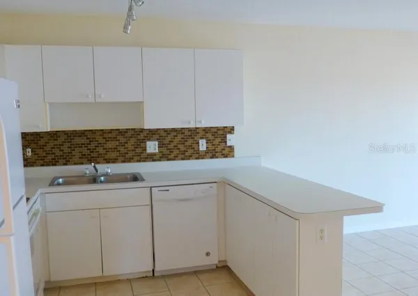 $1,475 | 2616 Icabod Court, Leesburg, FL 34748